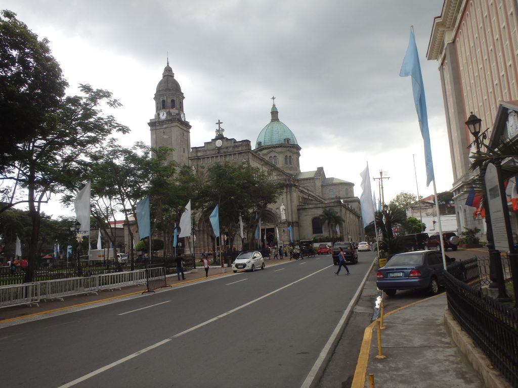 フィリピンカトリックの総本山マニラ大聖堂