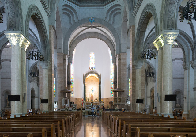 マニラ大聖堂内部