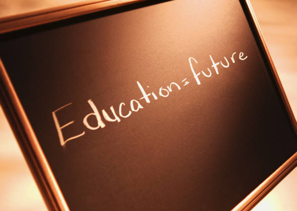 Education=Futureと書かれた黒板